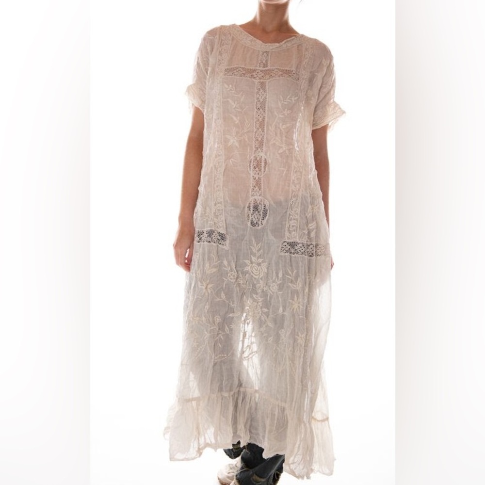 Linen & lace maxi dress by Magnolia Pearl, just gorgeous!! NWOT